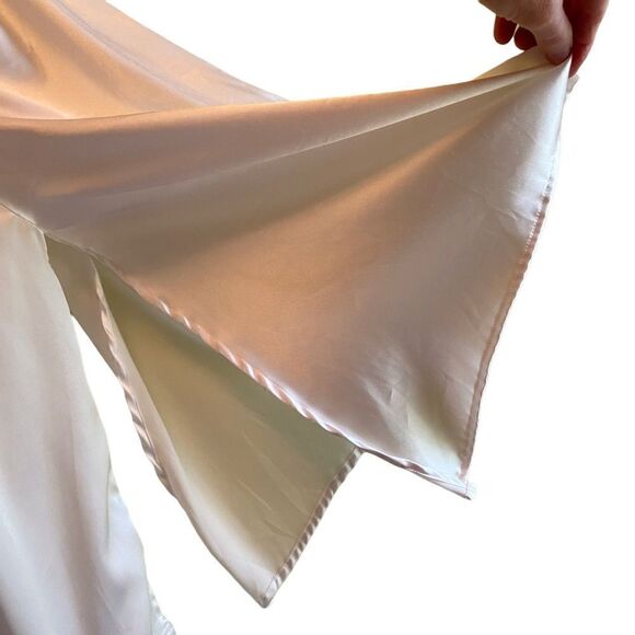 Light Summer blouse with Waist Tie - Picture 4 of 8